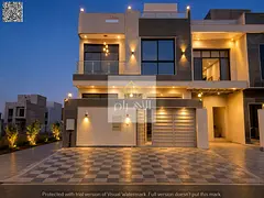 Corner villa on a street and alley, spacious rooms. Price includes registration, ownership fees, ele
