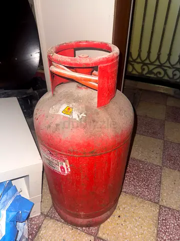 Used Red LPG Gas Cylinder - Single Unit