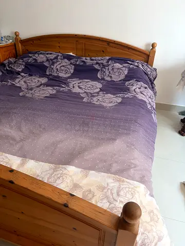 King bed with free mattress