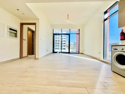 Chiller Free AC // Spacious 3-bhk Just 135k Rent 4 Cheques & Kitchen Appliances