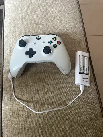 Xbox one controller and battery charging dock