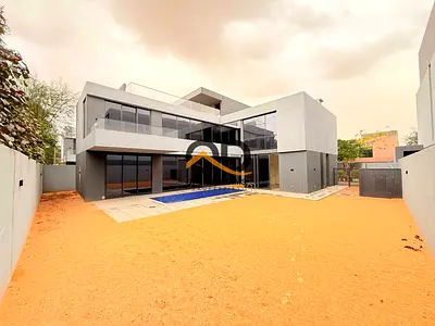 Luxurious 5Bedroom Forest Villa available for Sale in in Kaya, Masaar!!!