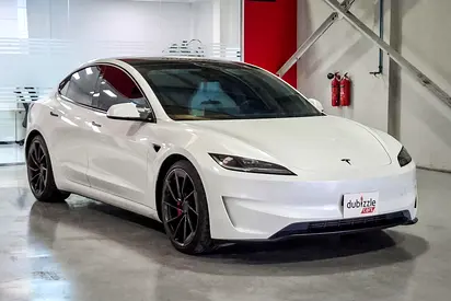 صورة 1 لـ 2024 Tesla MODEL 3