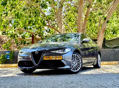 Alfa Romeo Giulia Super 2019 GCC Specs | 3 Months extendable warranty | 620 AED per month