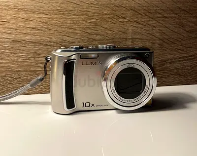 Panasonic Lumix Compact Digital Camera with Leica Lens - 10x Optical Zoom