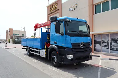 MERCEDES 1830 4X2 TRUCK WITH CRANE 2017