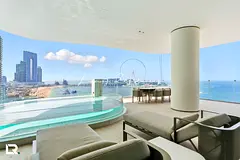 ** Elegant Beachfront Living | Bluewaters View **