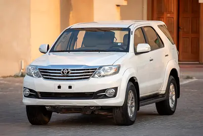 2014 Toyota FORTUNER 照片 3