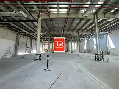 Premium Warehouse for Rent in Dubai Silicon Oasis 32,913 SQFT With Ac No DREC 20 % TAX