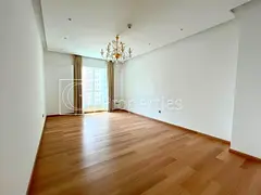 Upgraded | Spacious| Fitted Kitchen | Vacant