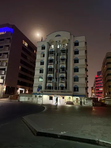 Ready to move room available in Mankhool for staff