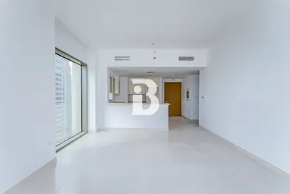 High Floor| Creek Views | Spacious| Tenanted