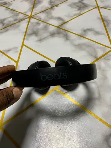 Beats over-ear wireless headphones - good condition