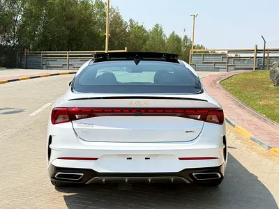 صورة 8 لـ 2023 KIA K5