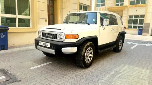 Toyota FJ Cruiser GXR 2016 GCC Specs Full Services history