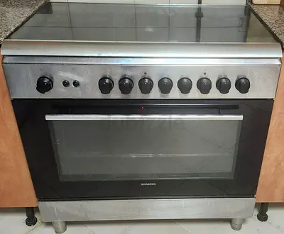 Siemens freestanding electric oven and stovetop - good working condition