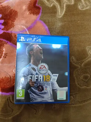 FIFA 18 (PS4) - Good condition original disc  case