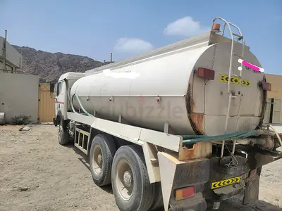 WATER TANKER 3500 GALLON Mercedes