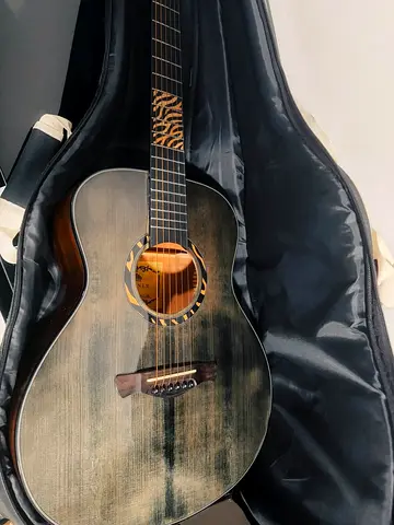 Steiner Acoustic Guitar 3/4 size travel guitar