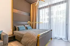 Fully Furnished | Community View | Spacious Unit — 3