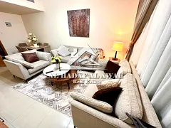 Sharjah Al-Taawoun, a room and a hall