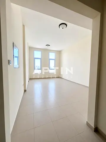 Stylish Studio | Bright Interiors | Prime Silicon Oasis Location
