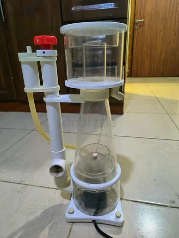 Used Aquarium Protein Skimmer / Filter - Compact Model