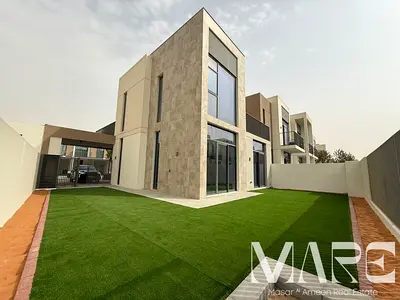 Modern Family Living | Spacious 4BR | Corner Unit