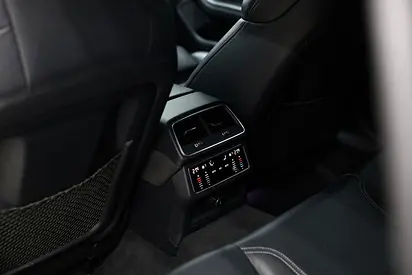 صورة 11 لـ 2021 AUDI RS6