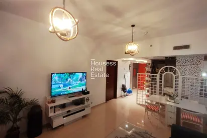 SPACIOUS | UPGRADED | 1BR plus STUDY