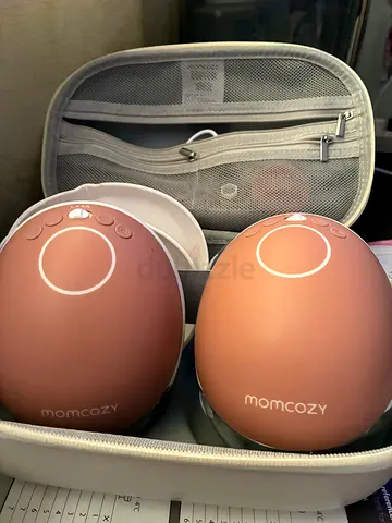 Momcozy M9 Mobile Flow Portable Double Electric Breast Pump - Lightly Used