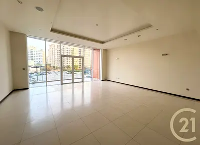 Low Floor | Vacant | Unfurnished