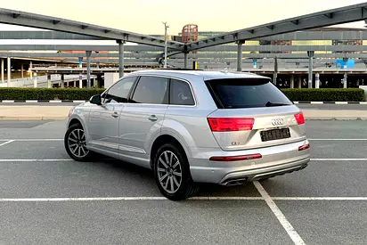 Full Service History / 2 Keys | Audi Q7 2018 45TFSI Quattro GCC Specifications ( Single Owner )