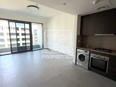 Premium Unit | Pool and Garden View | Distressed