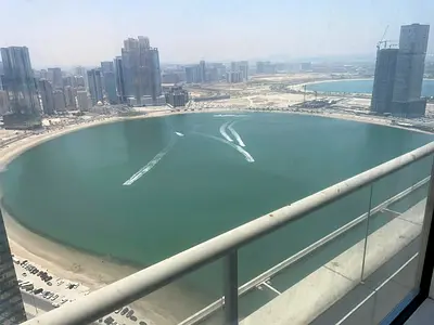 شقة 3 غرف وصالة للإيجار السنوي في الخان على بحيرة الممزر-غرفة خادمة-4 حمام-تكييف مجانى-جيم-مسبح-باركن-إطلالة بحرية