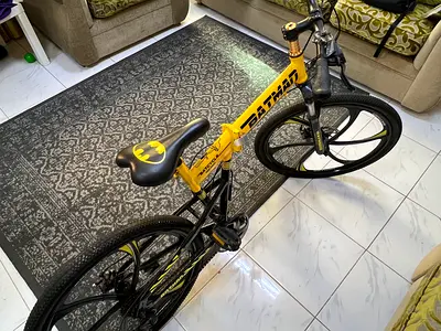 Batman themed mens bike - decent condition