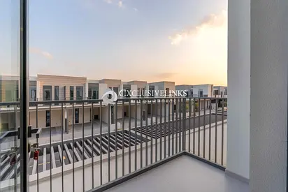 Single Row | Vacant | View Today