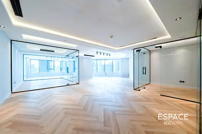 Vacant | Luxury Fit Out | Prime Location