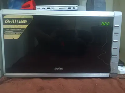 Used Sanyo 1150W Grill Microwave Oven - Good Working Condition