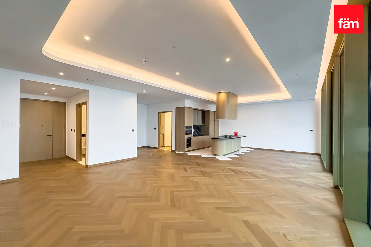 gallery-tour