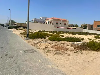Distress LAND FOR SALE IN AL KHAWANEEJ SECOND . AMAZINGLY LOCATION