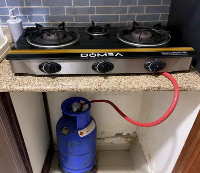 Domea 3-Burner Gas Stove with Filled Gas Cylinder - Ready to Use (AED 260)
