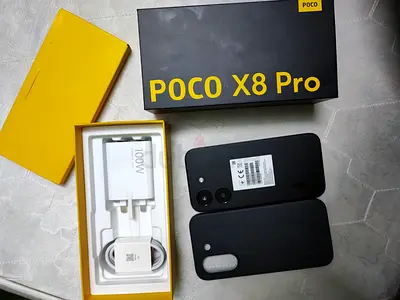 Poco X8 Pro (black) with original box, 100W charger and extra back cover