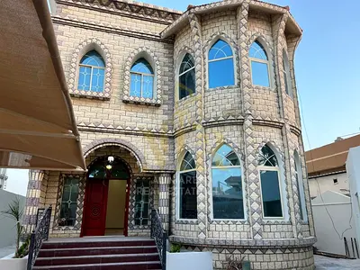 🏡 فيلا للبيع في الروضة 1 – عجمان | أرض 4,400 قدم² | 5 غرف نوم | مجلس وصالة | ملحق خارجي | غرفة خادمة | سعر مميز 1,650,000 درهم ✨