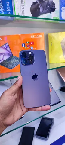 IPHONE 14 PRO MAX,, 256 GB STORAGE,, BATTERY -84%, LCD CHANGE ONLY