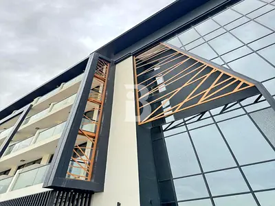 Best Price| Luxe Furnished Unit | Road view