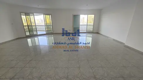 Chiller Free || Luxurious || Fully Sea View || 3BHK + Maid || Huge Balconies || Gym, Pool, Play Area || Parking Free || Available On Very Prime Location