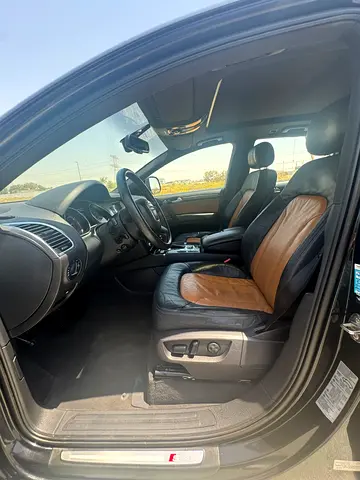 صورة 8 لـ 2009 AUDI Q7