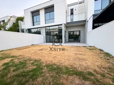 Type B | Middle of Park | Vacant