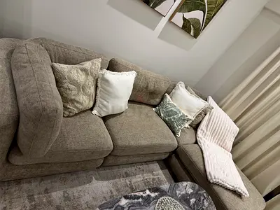 Comfortable L-Shaped Sectional Sofa